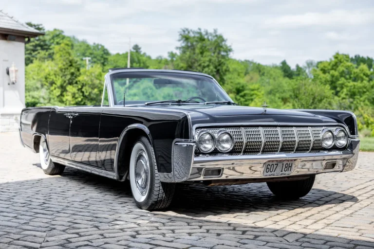 Image for 1964 Lincoln Continental Convertible